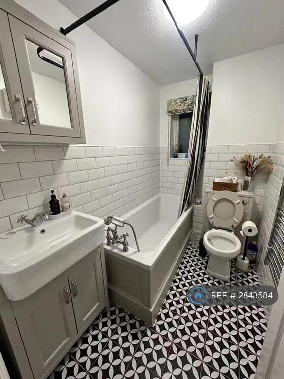 3 bedroom detached house for rent