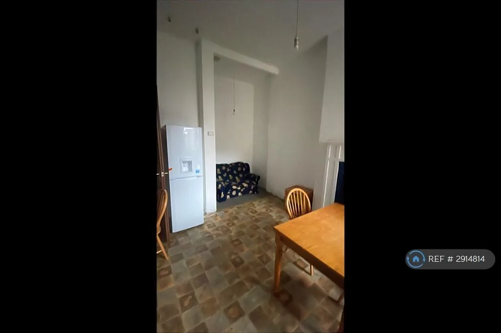 4 bedroom flat for rent