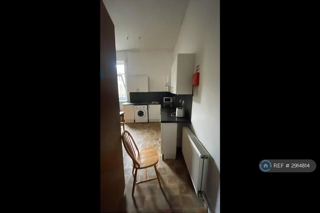 4 bedroom flat for rent