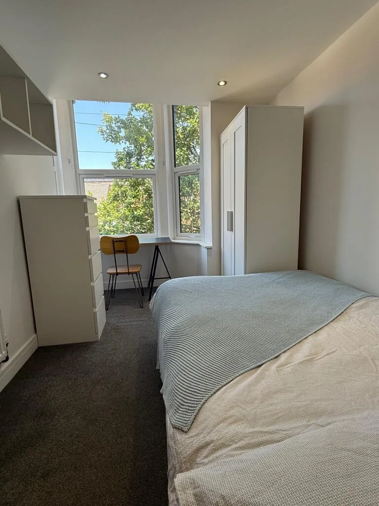 3 bedroom flat for rent