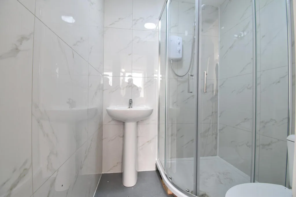 4 bedroom flat for rent