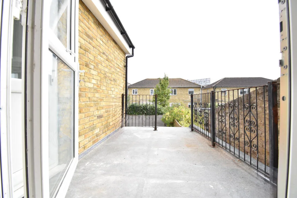 4 bedroom flat for rent