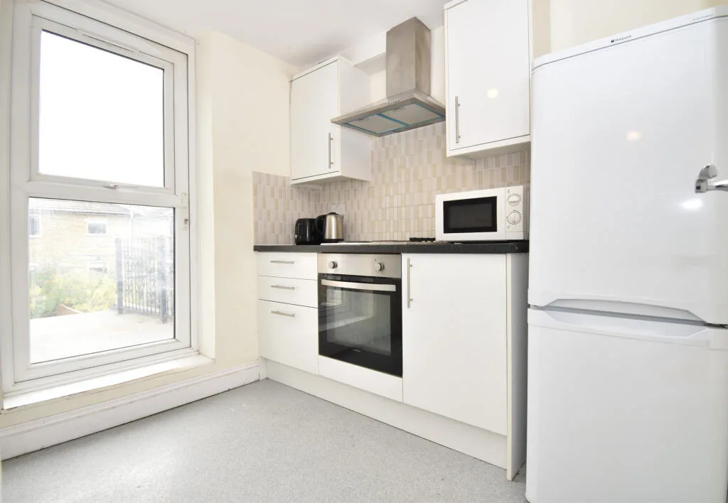 4 bedroom flat for rent