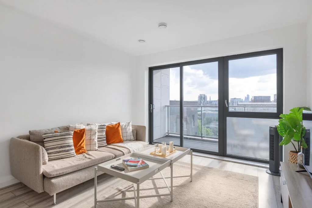3 bedroom flat for rent