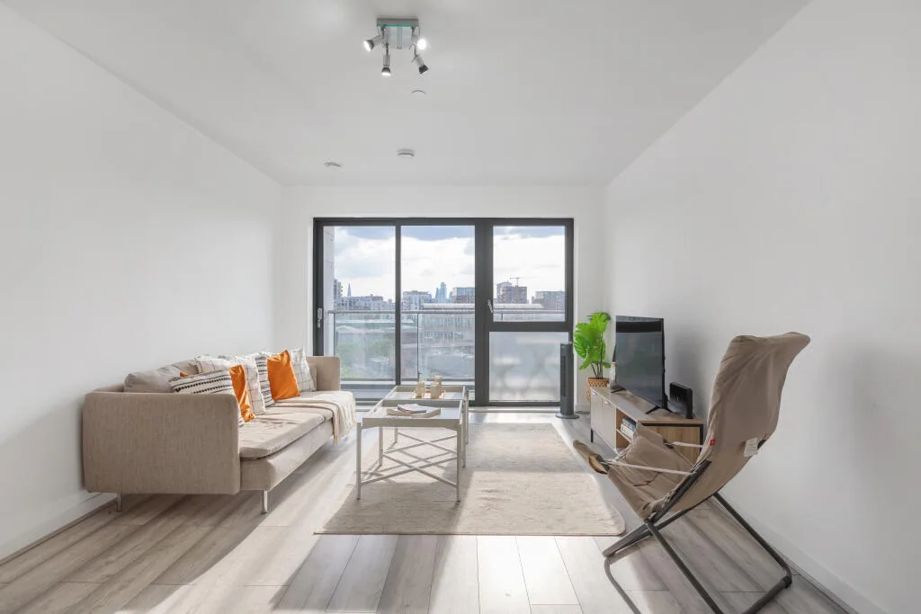 3 bedroom flat for rent