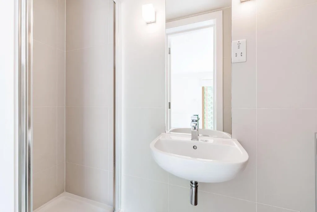 Ground floor studio flat for rent