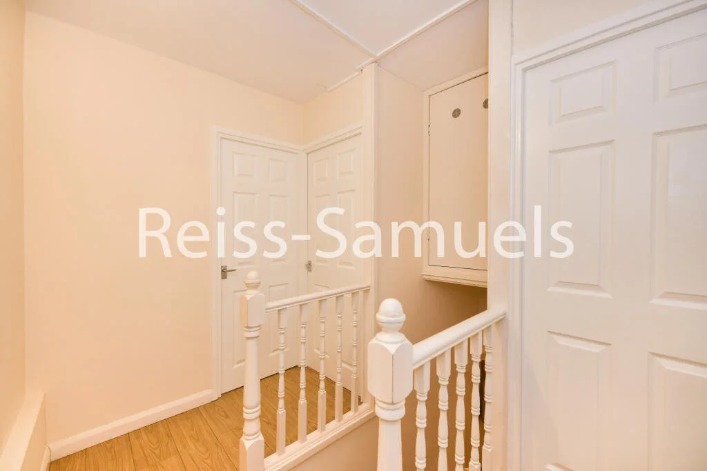 4 bedroom maisonette for rent