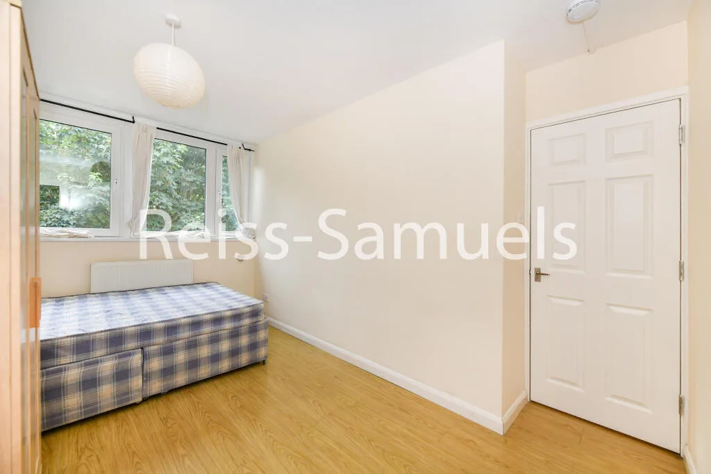 4 bedroom maisonette for rent