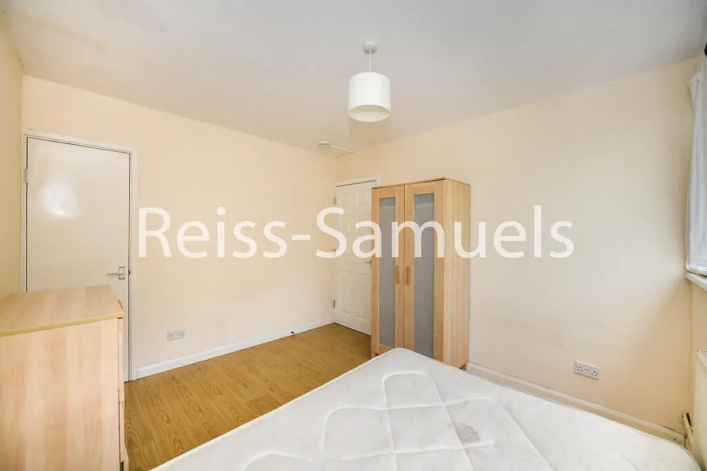 4 bedroom maisonette for rent