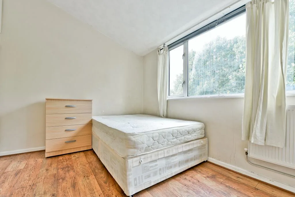 4 bedroom maisonette for rent