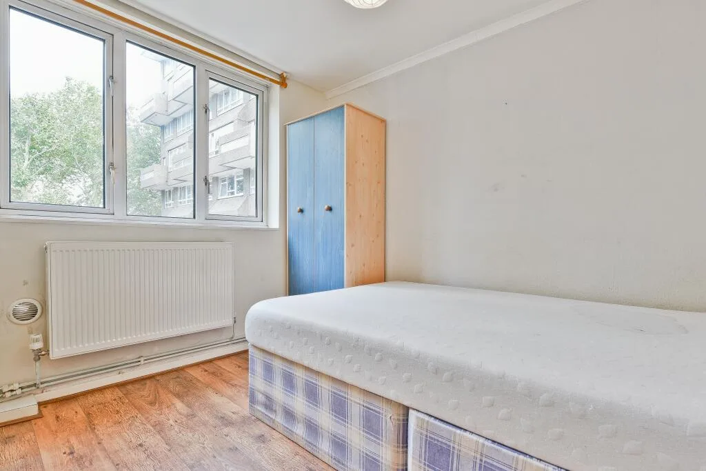 4 bedroom maisonette for rent
