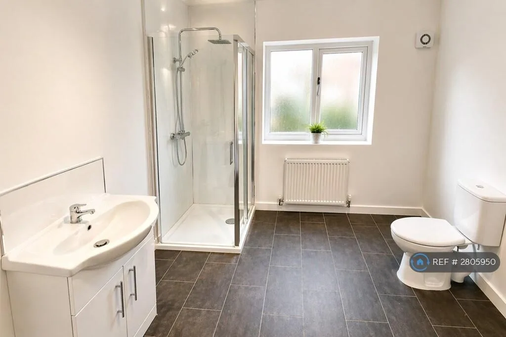 1 bedroom house share for rent
