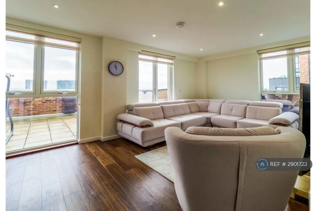 4 bedroom penthouse for rent