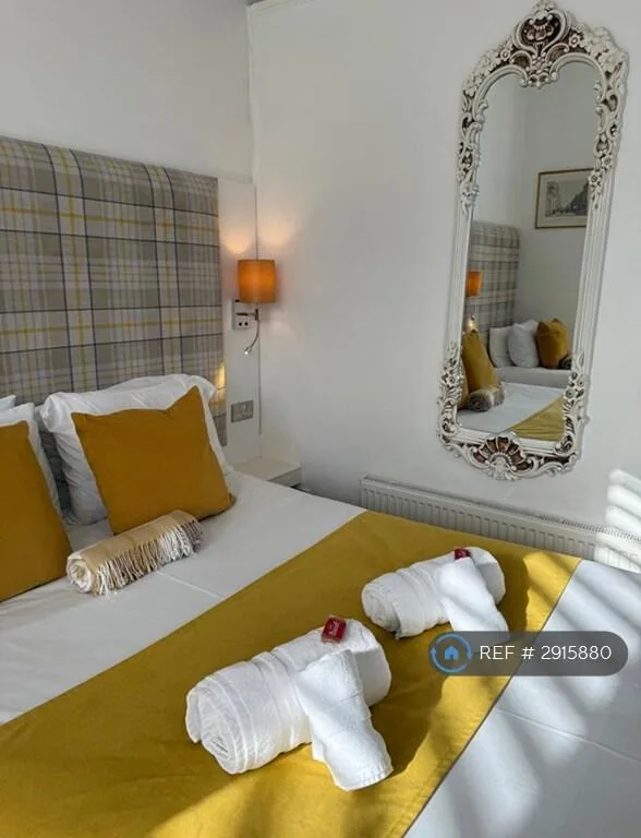 1 bedroom house share for rent