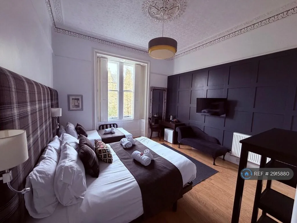 1 bedroom house share for rent