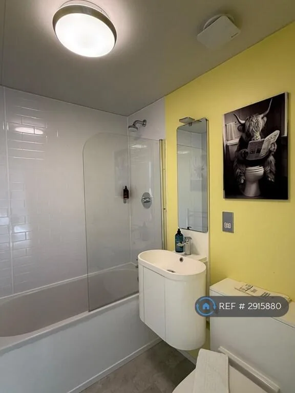 1 bedroom house share for rent
