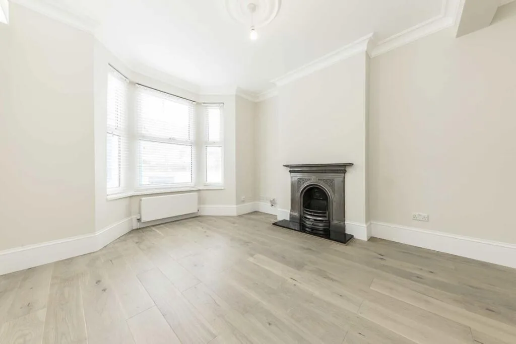 4 bedroom terraced house for rent