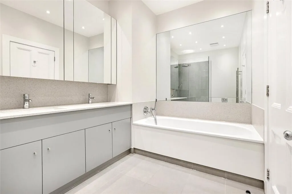 4 bedroom apartment for rent