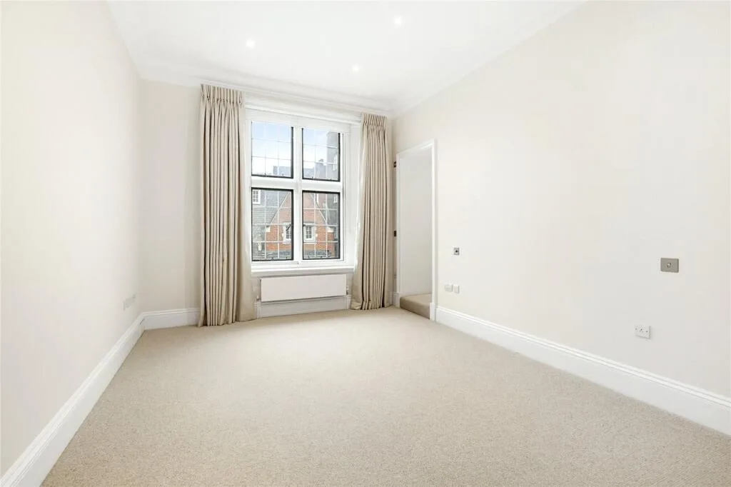 4 bedroom apartment for rent