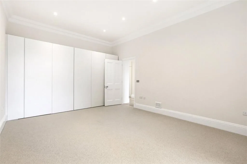 4 bedroom apartment for rent