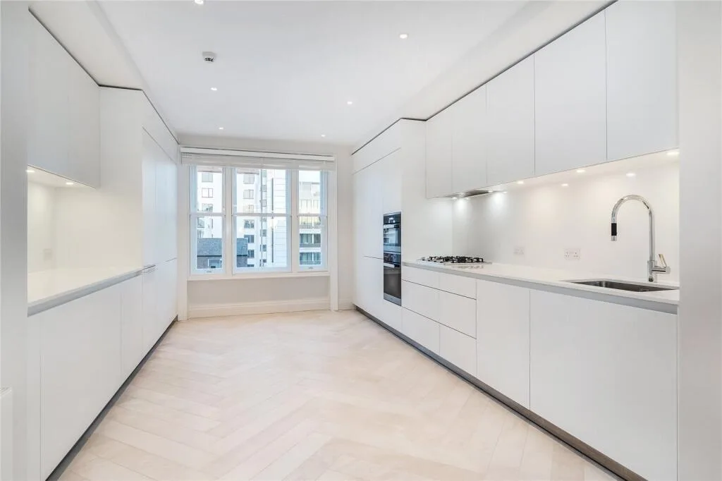 2 bedroom penthouse for rent