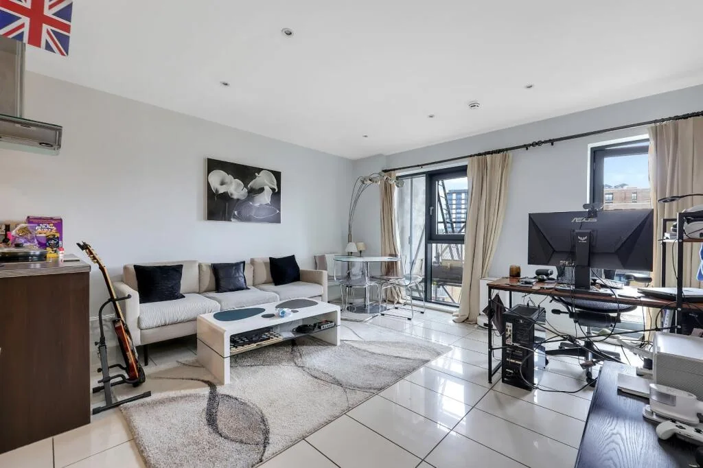 1 bedroom flat for rent