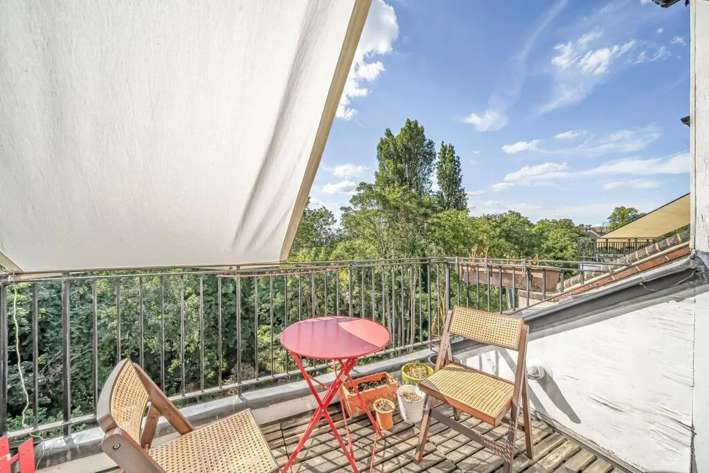 2 bedroom maisonette for rent