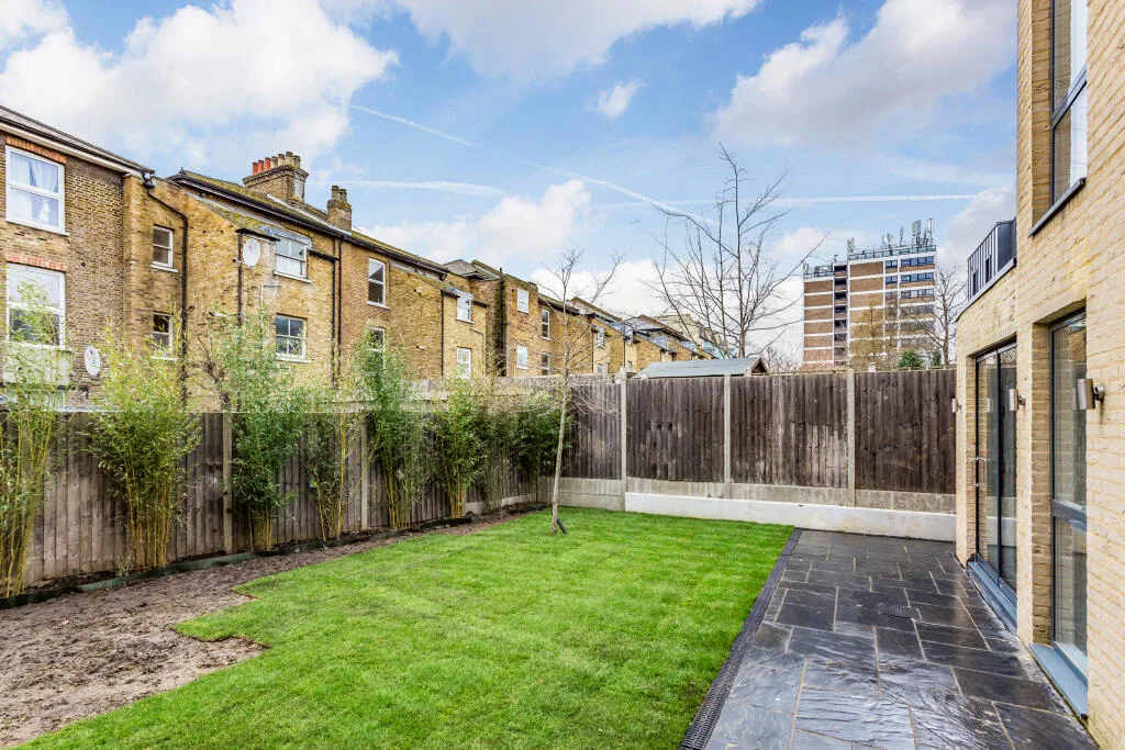 3 bedroom apartment for rent