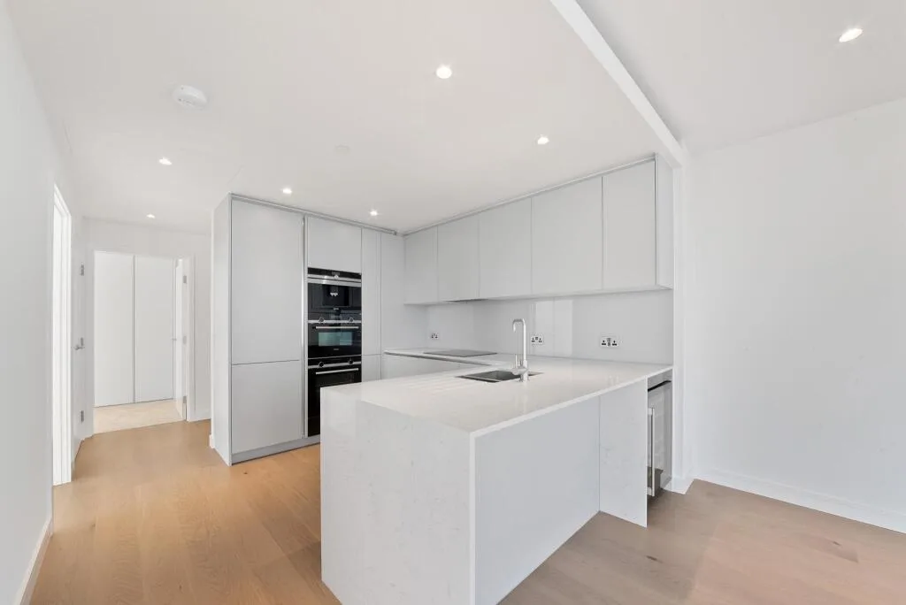 3 bedroom flat for rent