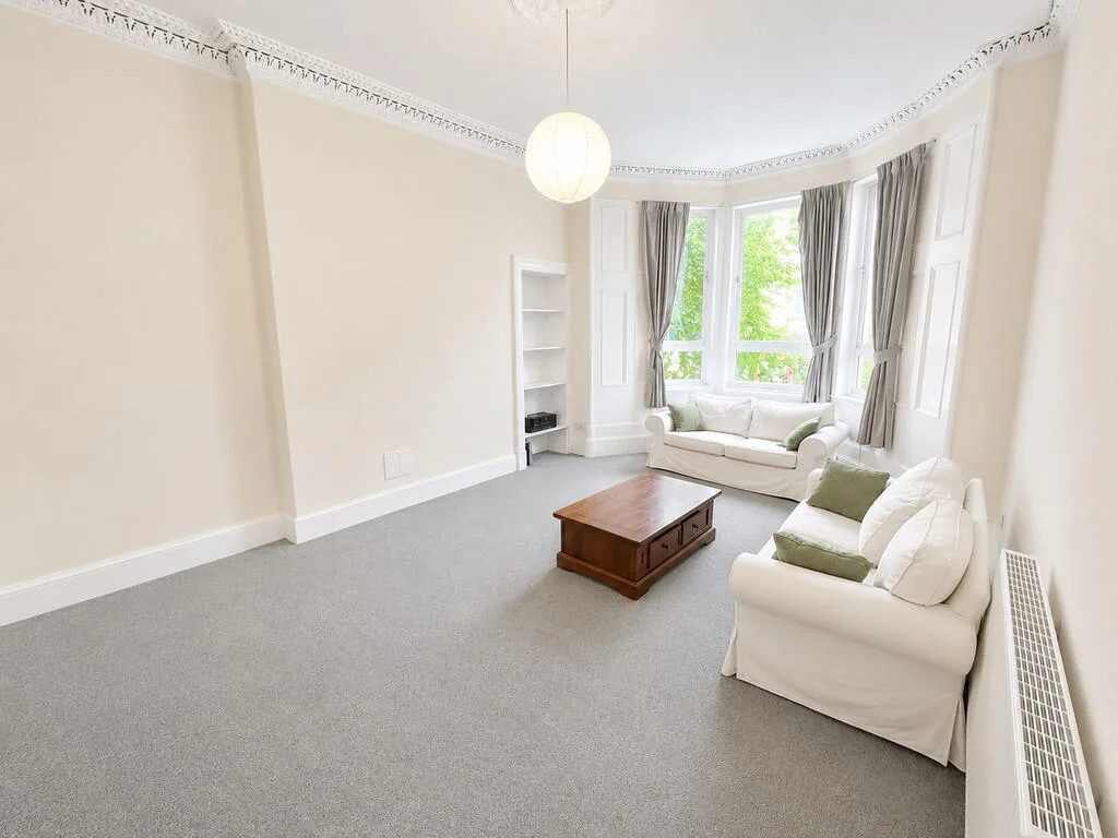 2 bedroom ground floor flat for rent