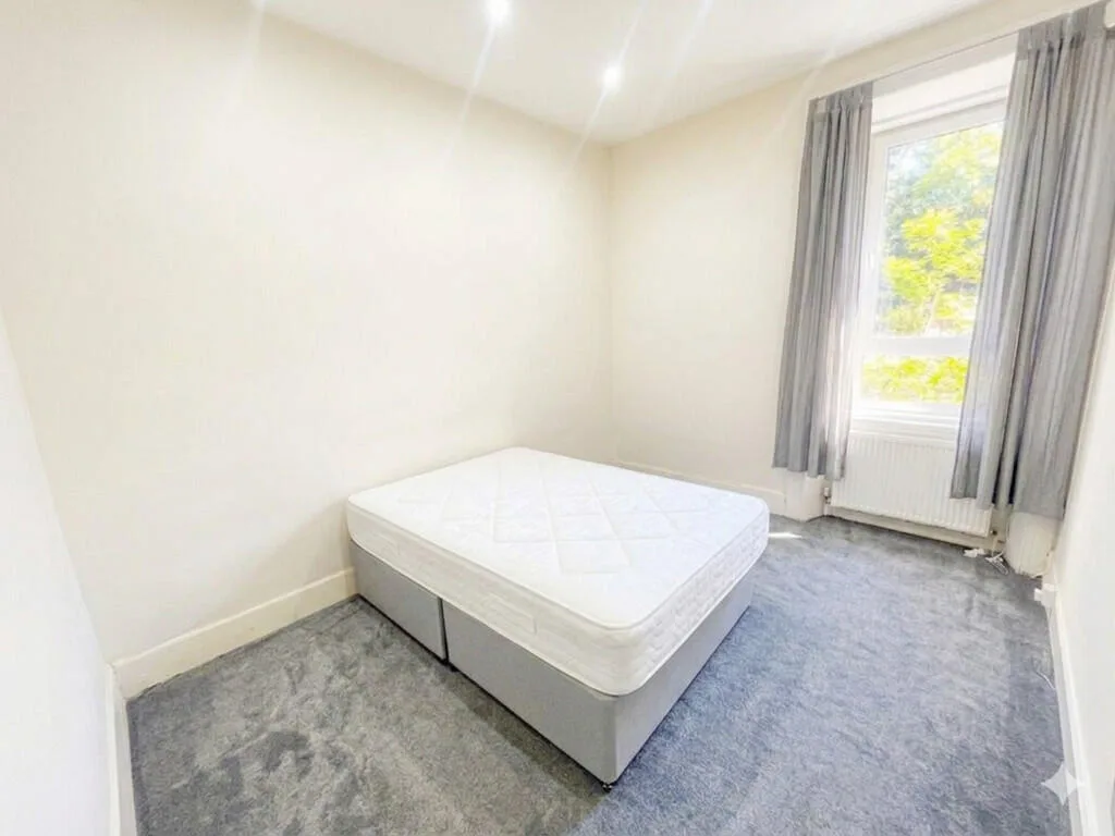 2 bedroom ground floor flat for rent