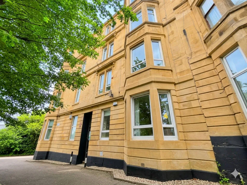 2 bedroom ground floor flat for rent
