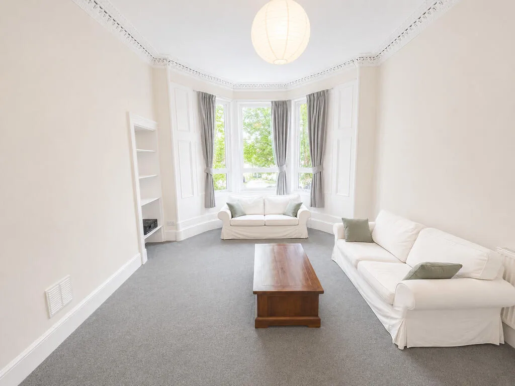 2 bedroom ground floor flat for rent