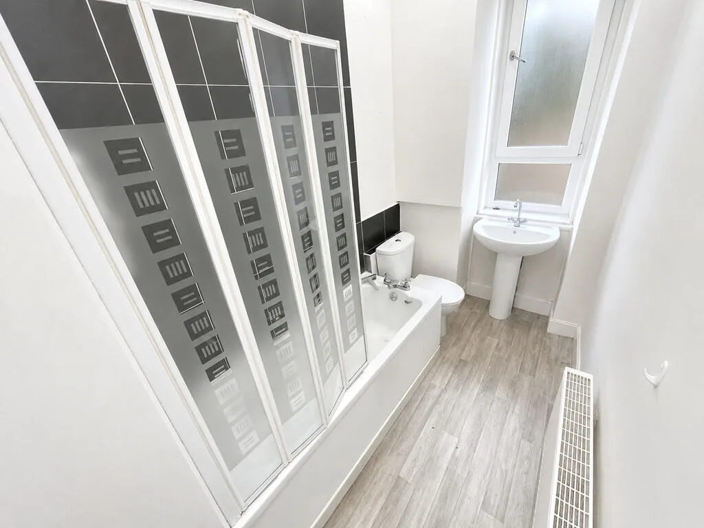 2 bedroom ground floor flat for rent
