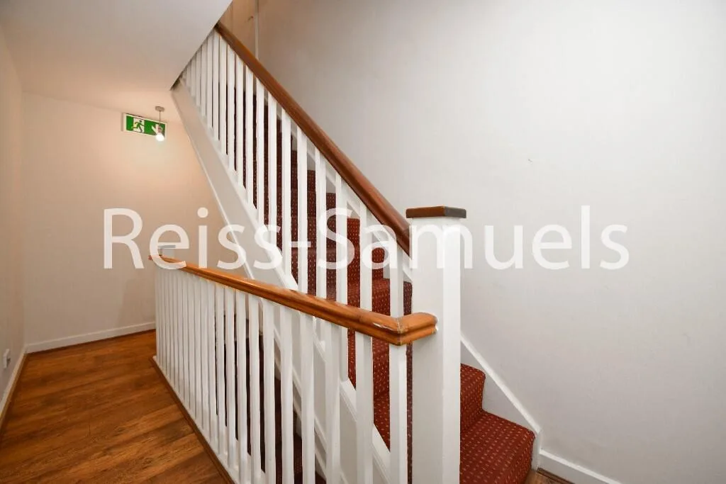5 bedroom terraced house for rent