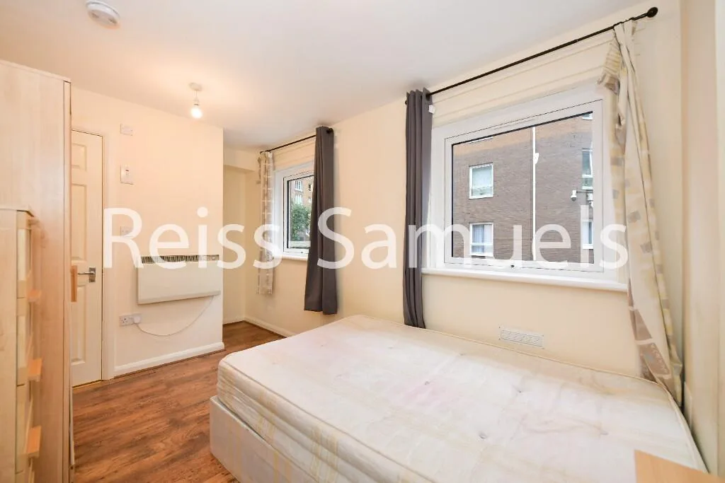 5 bedroom terraced house for rent