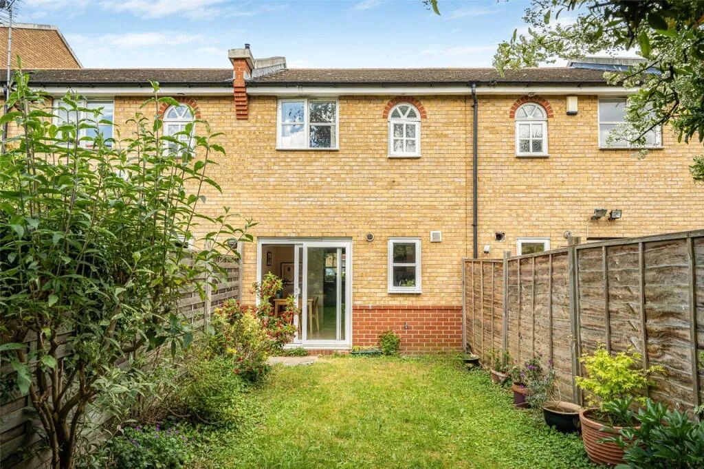 2 bedroom terraced house for rent