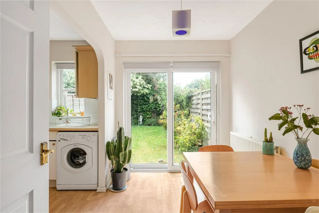 2 bedroom terraced house for rent