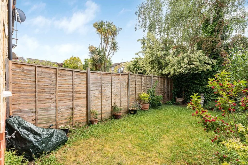 2 bedroom terraced house for rent