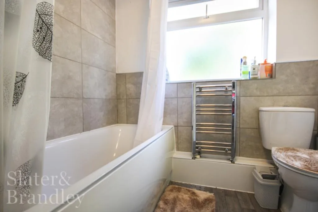 1 bedroom house share for rent