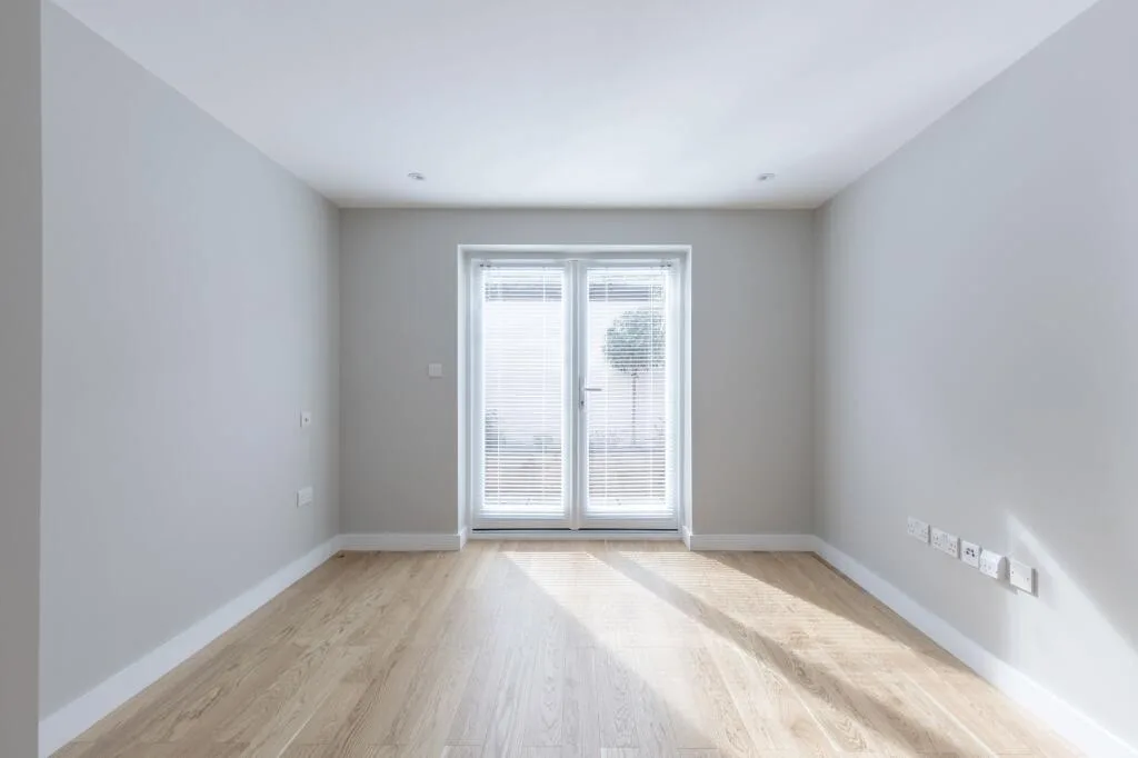 Ground floor studio flat for rent