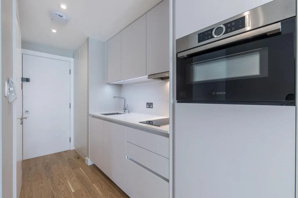 Ground floor studio flat for rent