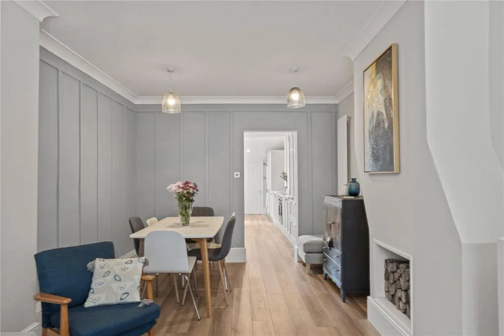 2 bedroom terraced house for rent