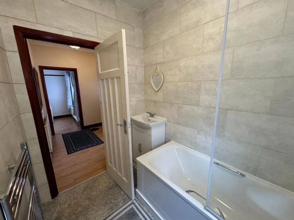 1 bedroom ground floor maisonette for rent