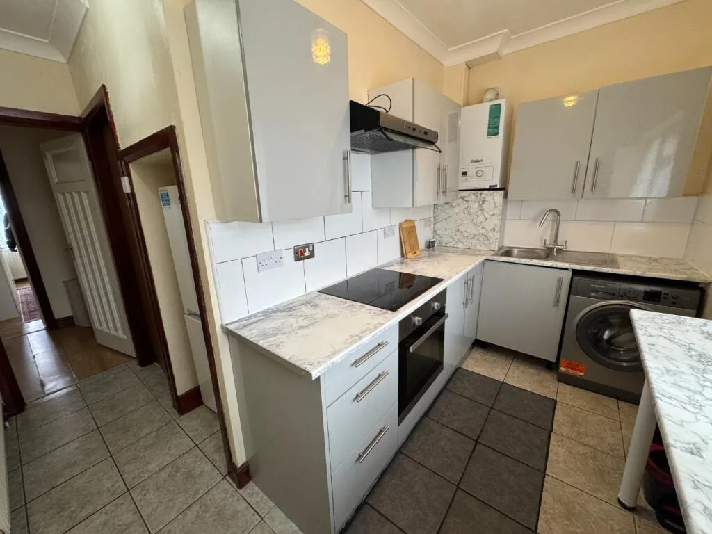 1 bedroom ground floor maisonette for rent