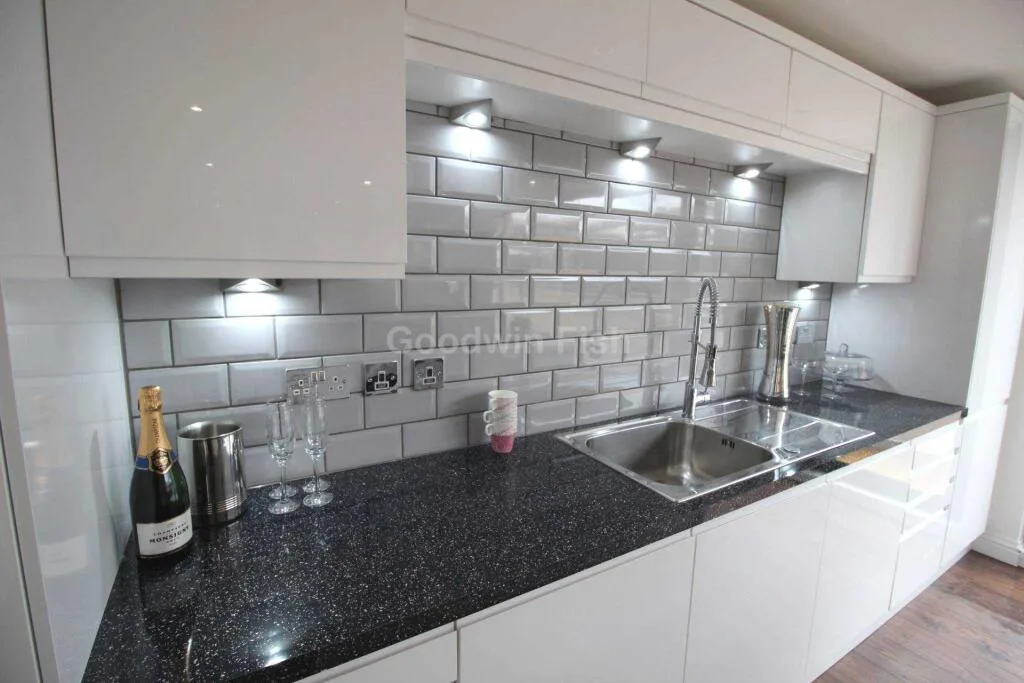 3 bedroom apartment for rent