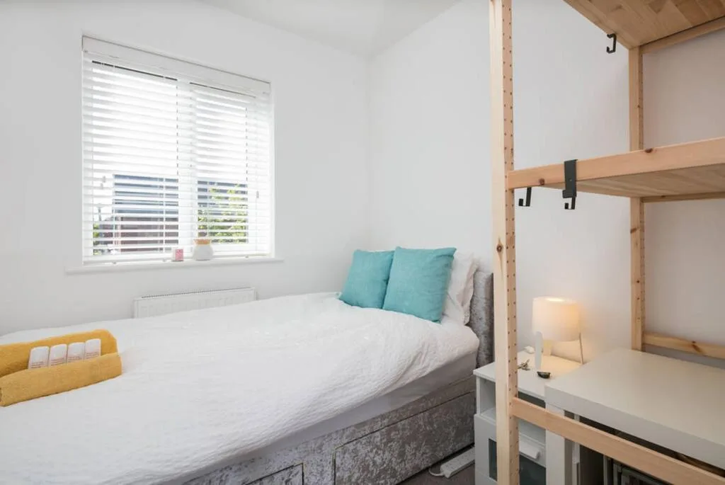 4 bedroom terraced house for rent