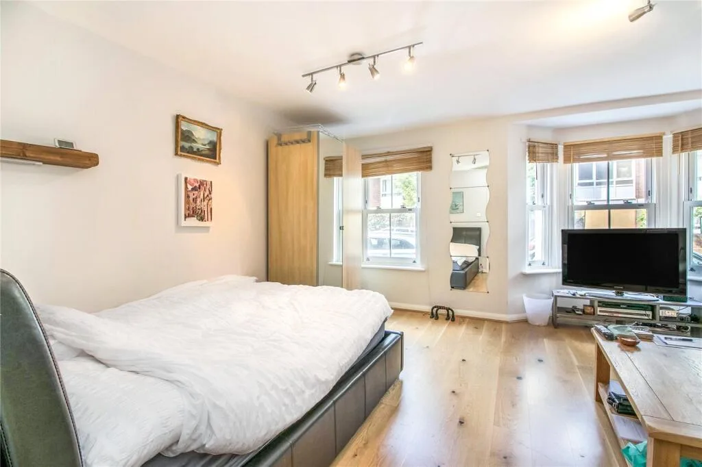 Studio flat for rent
