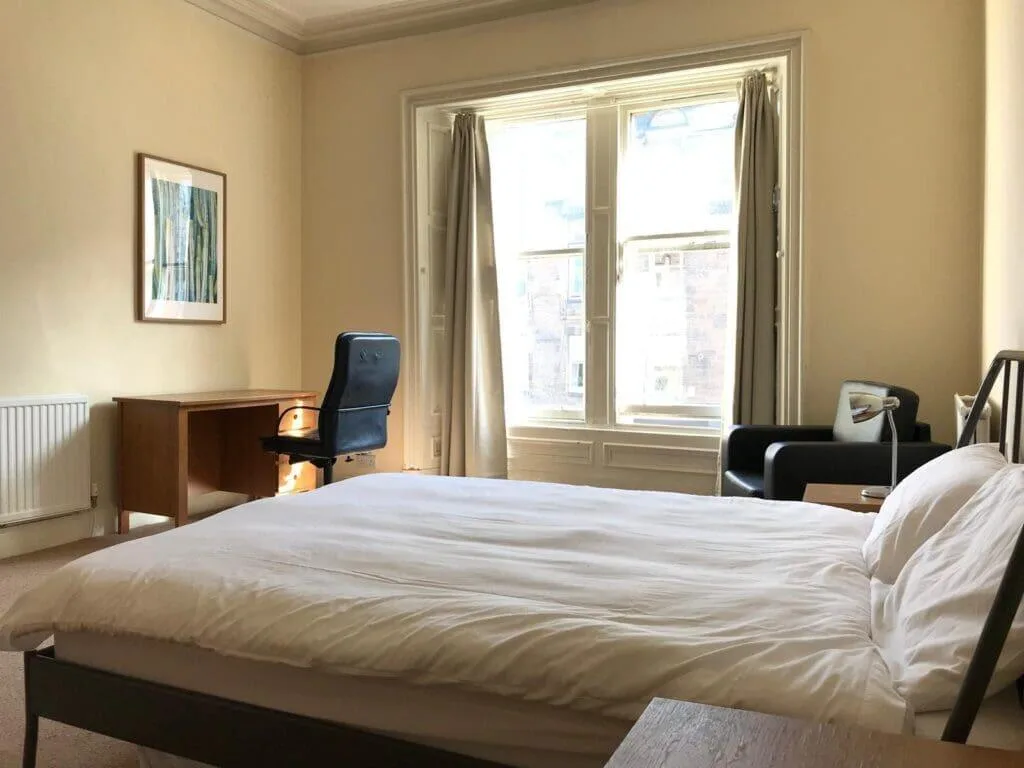 3 bedroom flat for rent