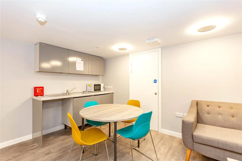 Studio flat for rent